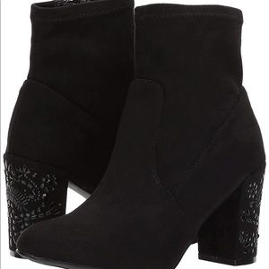 Steve Madden Womens Aubree sz 9.5 NWT